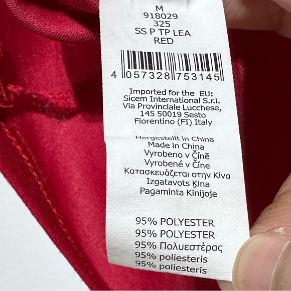 Kendall & Kylie Red Ribbed Boxy Semi Crop Top Blouse Size Medium - Picture 10 of 11